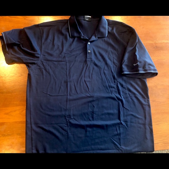 Polo style Nike Golf Shirt (Nike dryfit) - Picture 2 of 3
